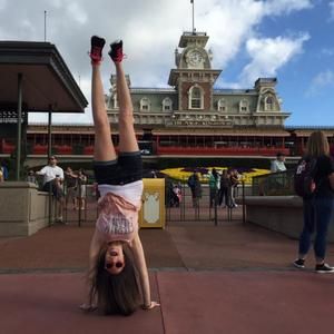 Meet your Posher, Danielle